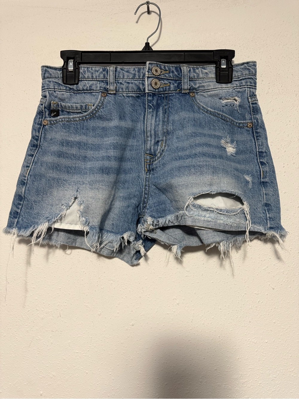 KanCan Sarah High Rise Distressed Denim Mom Shorts Size 5/26